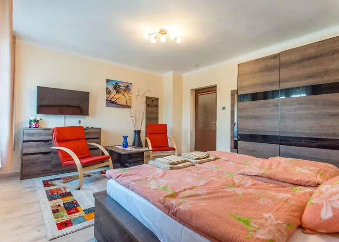 Daire In 48113 Balatonkeresztúr