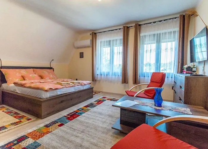 Daire In 48113 Balatonkeresztúr